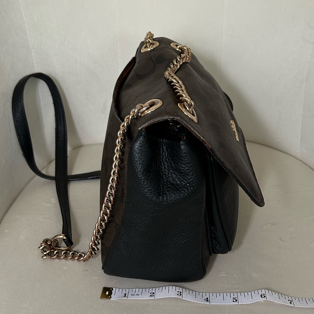 COACH Klare Crossbody 25 In Signature Canvas - Picture 3 of 13